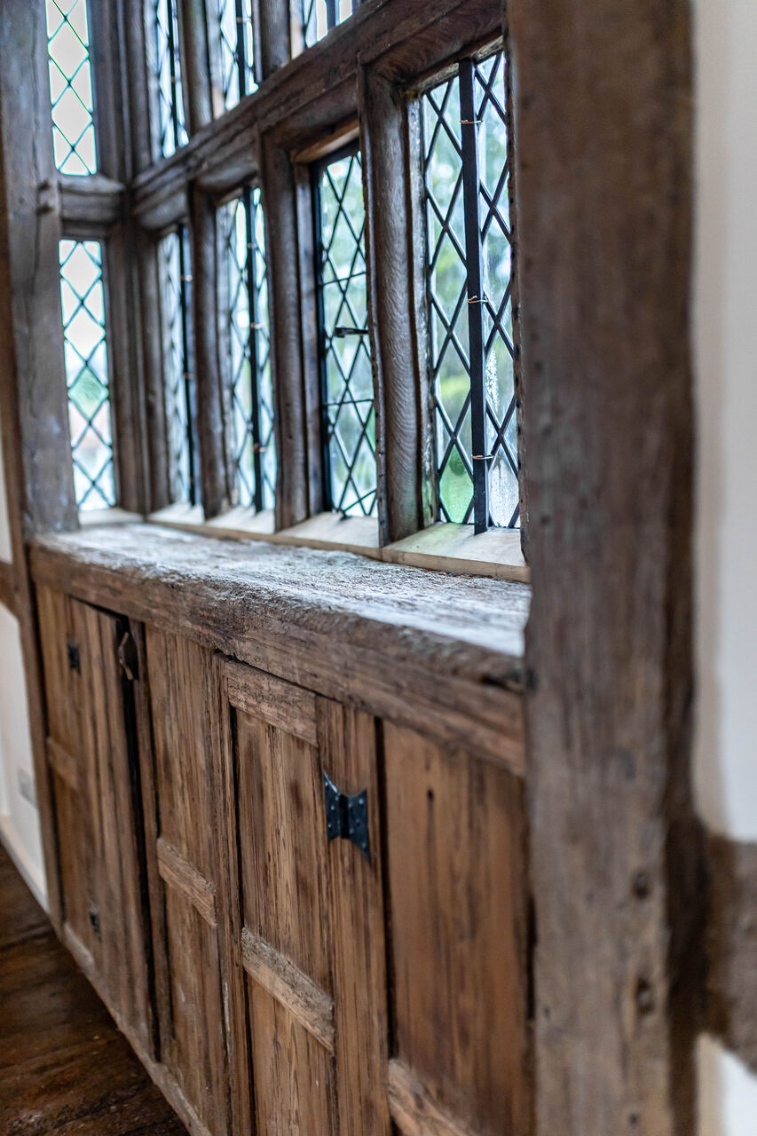 Wapsbourne Manor oak-frame restoration