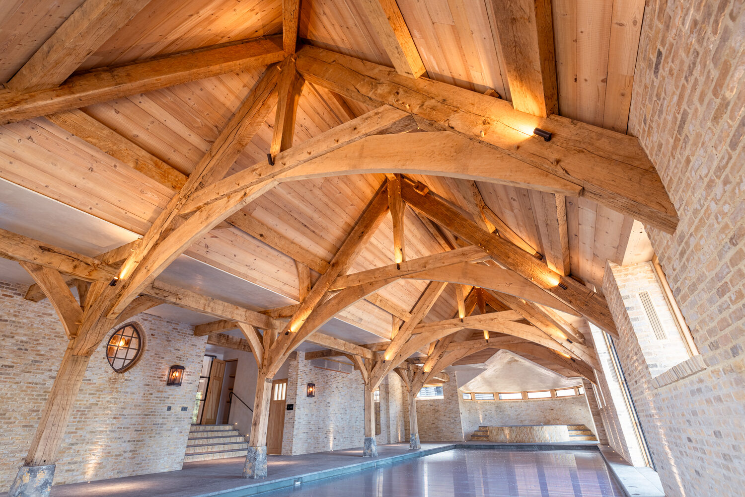 Oak-framed pool house